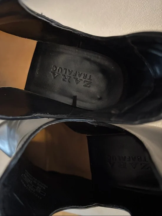 Zara Black Pointed Leather Ankle Booties - size 7 - Picture 4 of 4